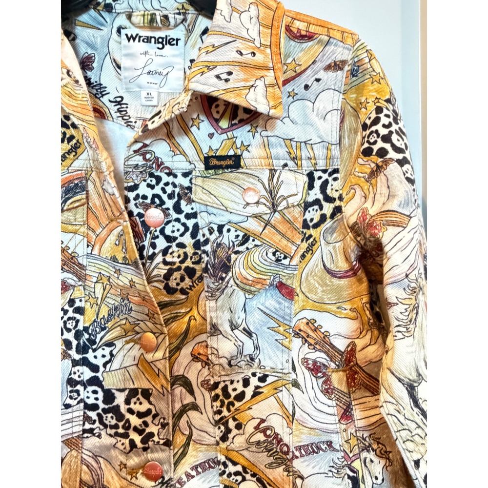 Wrangler x Lainey Wilson Girls XL Denim Jacket Hillbilly Hippie Collage Print - Picture 3 of 8